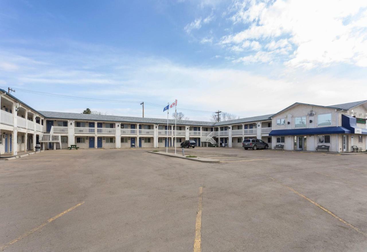 Motel Bo-Camrose, Ab Экстерьер фото