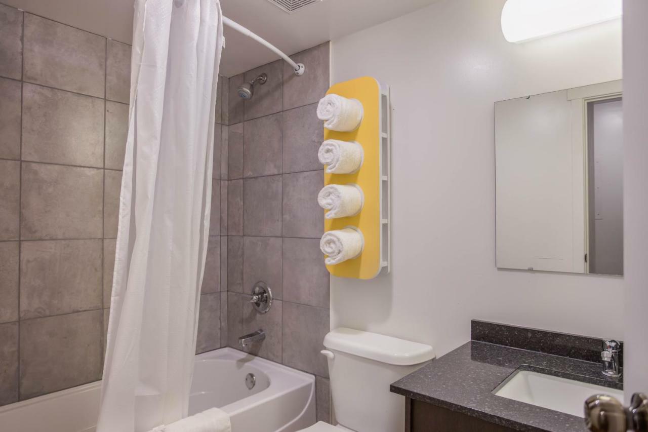 Motel Bo-Camrose, Ab Экстерьер фото