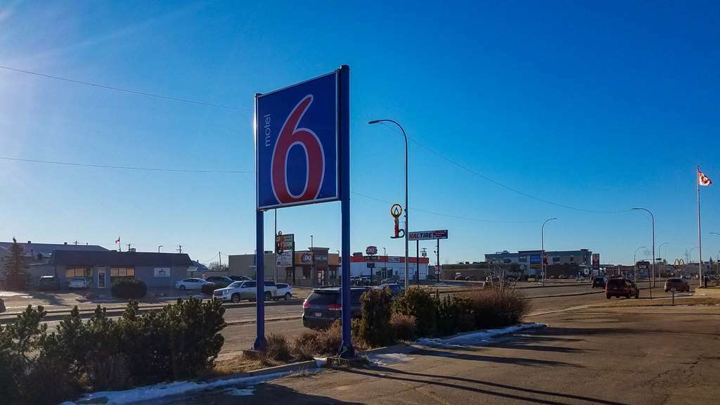 Motel Bo-Camrose, Ab Экстерьер фото