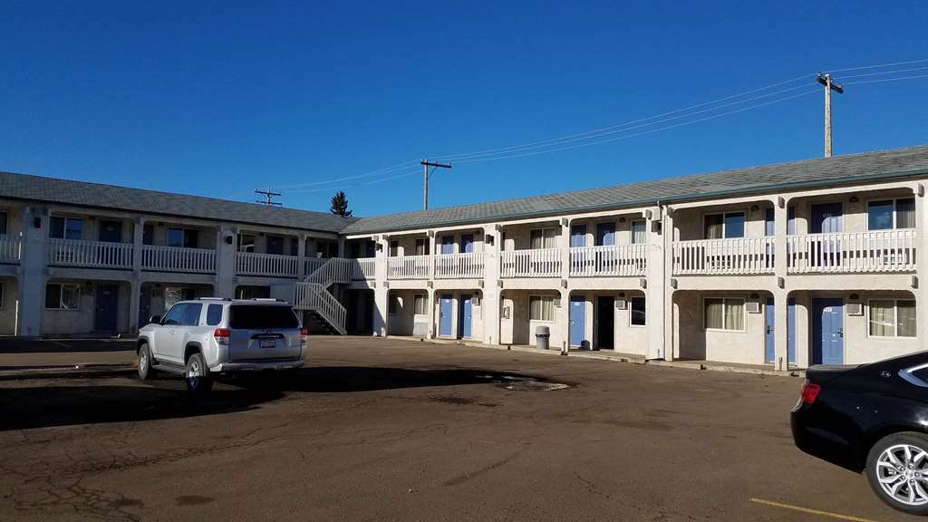 Motel Bo-Camrose, Ab Экстерьер фото